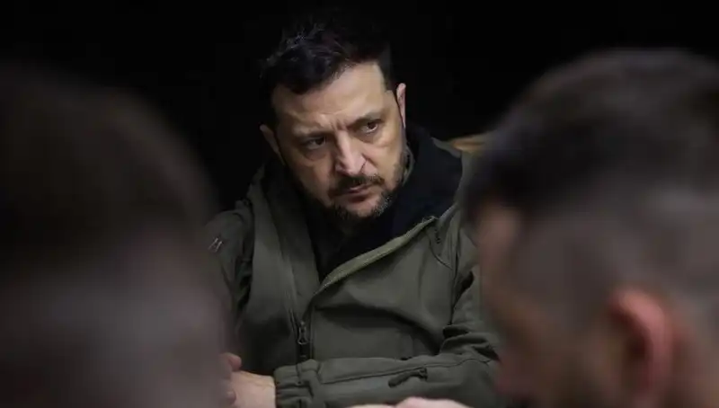 Zelenski: Rusya'nın Saldırılarında Kuzey Kore Yapımı Füzeler Kullanılıyor