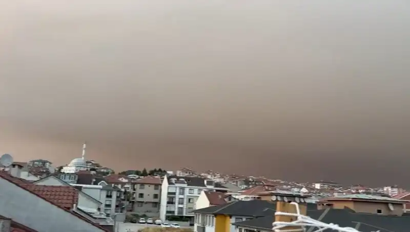 Bursalılar Dikkat! Kül Yağmuruna Karşı Önlemlerinizi Alın