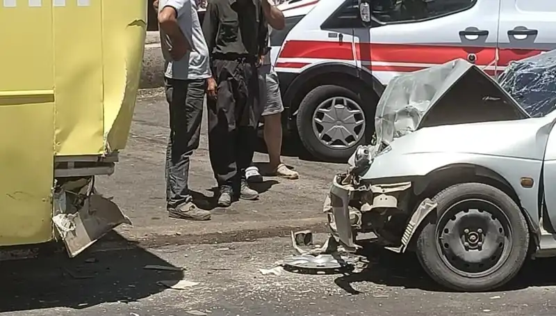 Otomobil ve Halk Otobüsü Çarpıştı: Yaralıların Son Durumu Nedir?