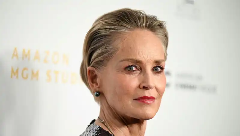 Sharon Stone’un Anne Acısı: Duygusal Paylaşımında Sırtlandığı Yük