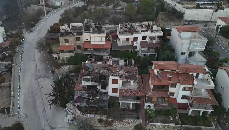 Orman Yangınları Türkiye'yi Tehdit Ediyor: Yüzlerce Ev Kullanılamaz Hale Geldi