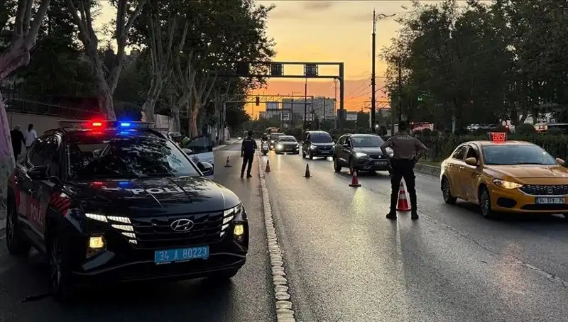 İstanbul'da "Huzur İstanbul" Uygulaması: Yüzlerce Gözaltı ve Güvenlik Önlemleri