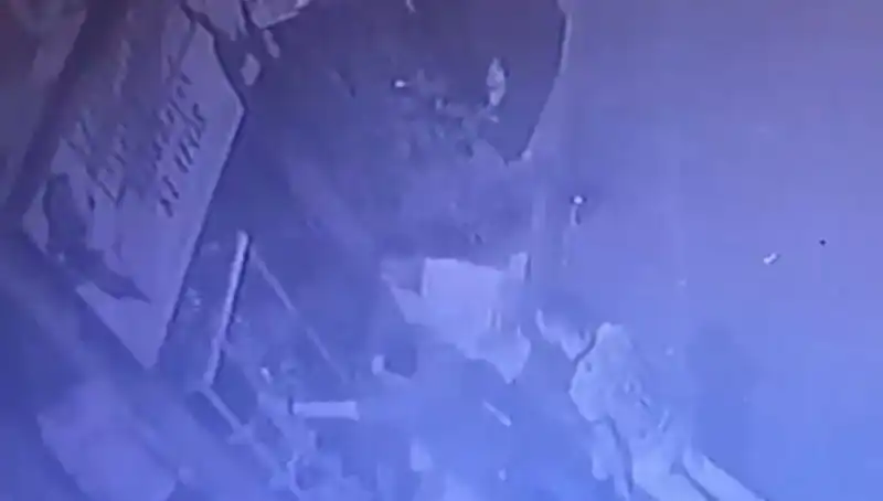 Beyoğlu'nda Yer Kavgası Feci Çatışmaya Dönüşerek Cinayetle Sonuçlandı