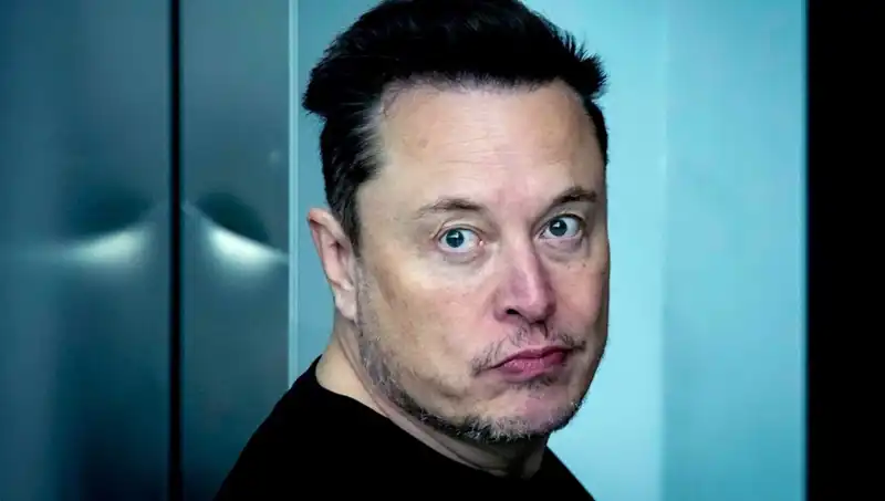 Elon Musk'ın En Büyük Korkusu Gerçek Oluyor: Uzay Çalışmalarında Kritik Bir Dönüşüm