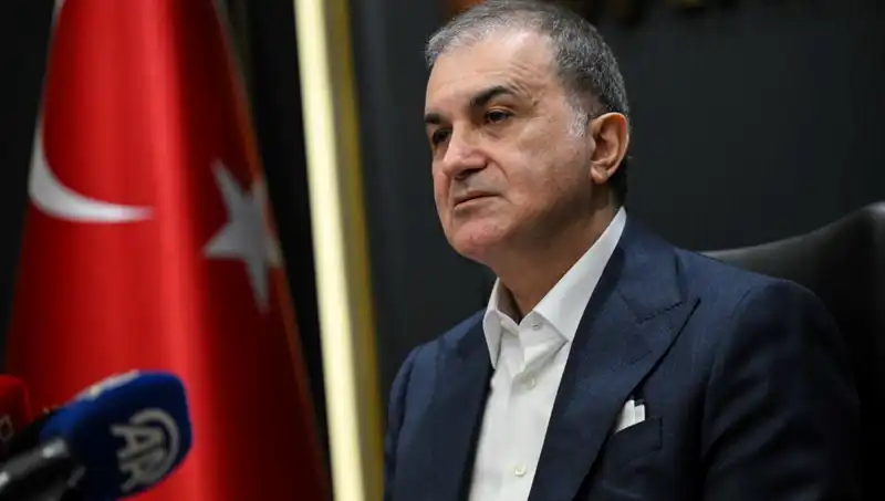 İslam Düşmanlığı Türkiye'de Yayılıyor: Ömer Çelik'ten Çarpıcı Açıklamalar