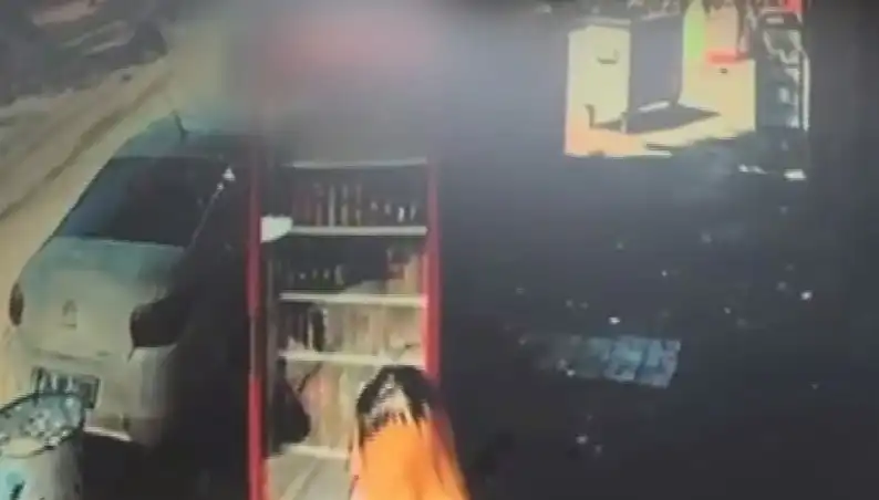 Taksim'deki Zincirleme Kaza Anı Kameralara Yansıdı!