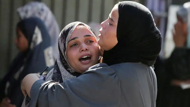 Gazze’de Facia: İsrail Ordusu İle İzdihamda 21 Filistinli Hayatını Kaybetti