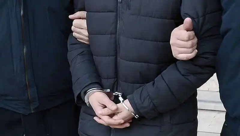 Sakarya'da 32 Yıl Sonra Bulunan Kaçak, Polisle Yüz Yüze Geldi