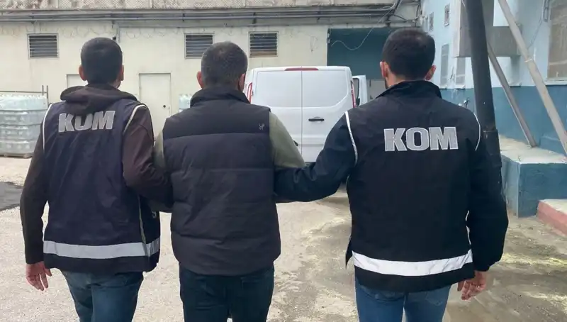 Kastamonu’da Hapis Cezasıyle Aranan Şahıs, Polisi Şaşırttı