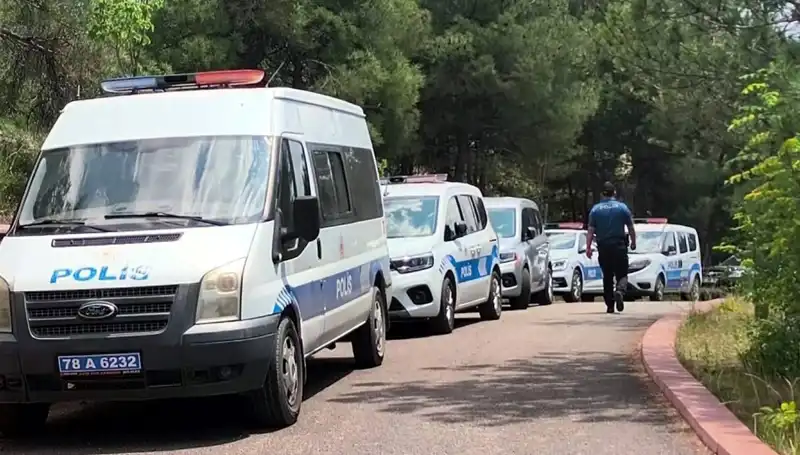 Karabük'te Şüpheli Ölüm: Ağaca Asılı Bulunan Adamın Gizemi