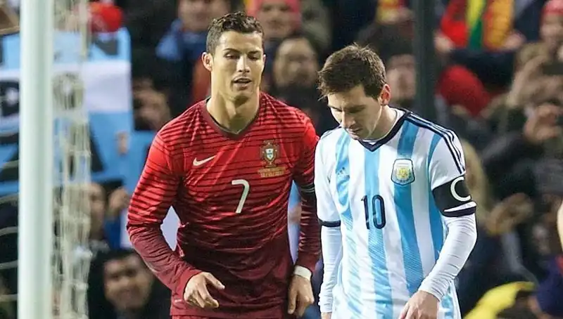 Ronaldo ve Messi: Rekabette Kim Üstün? Cevap Şimdi Açığa Çıkıyor!