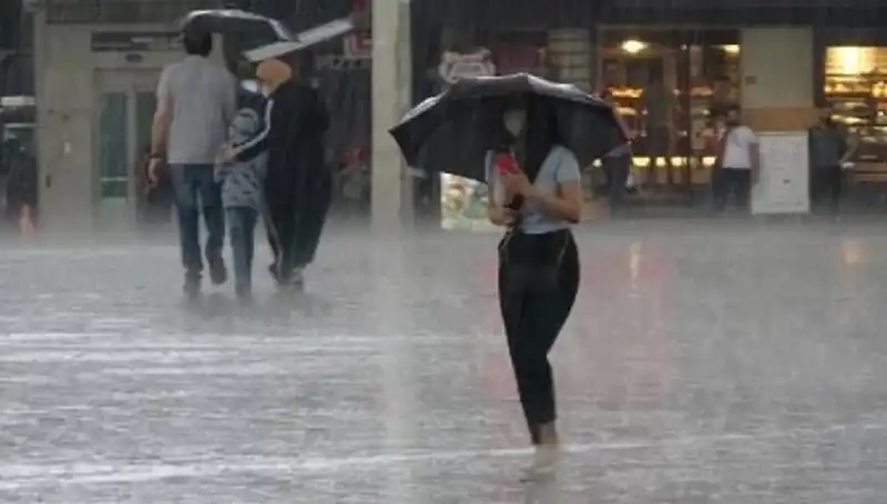 Marmara Bölgesi İçin Tehlike: Serin Hava ve Yağış Uyarısı Geldi