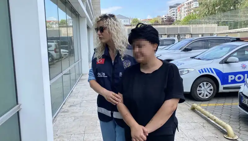 Annesini 11 Yerinden Bıçaklayan Genç: Olayın Detayları Ortaya Çıktı