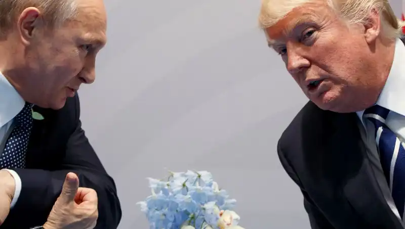 Trump'tan Çarpıcı Açıklamalar: Putin ile İlişkisi Devam Ediyor
