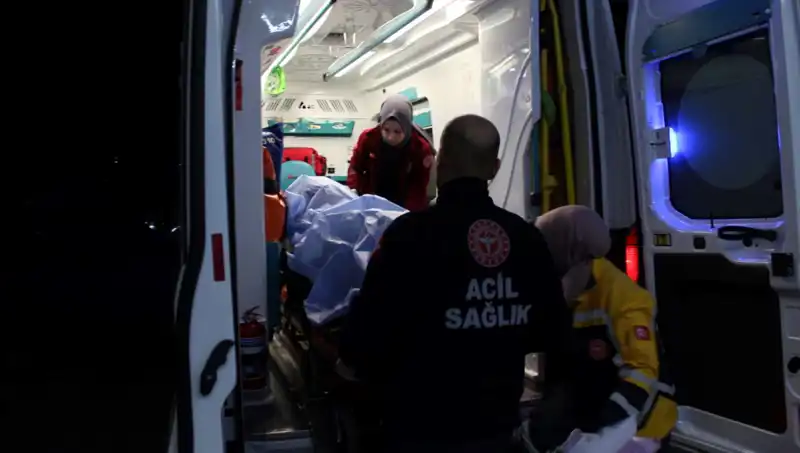 Küfürleşme Kavgasında Kan Aktı: Nedenleri ve Sonuçları Üzerine Derinlemesine Analiz