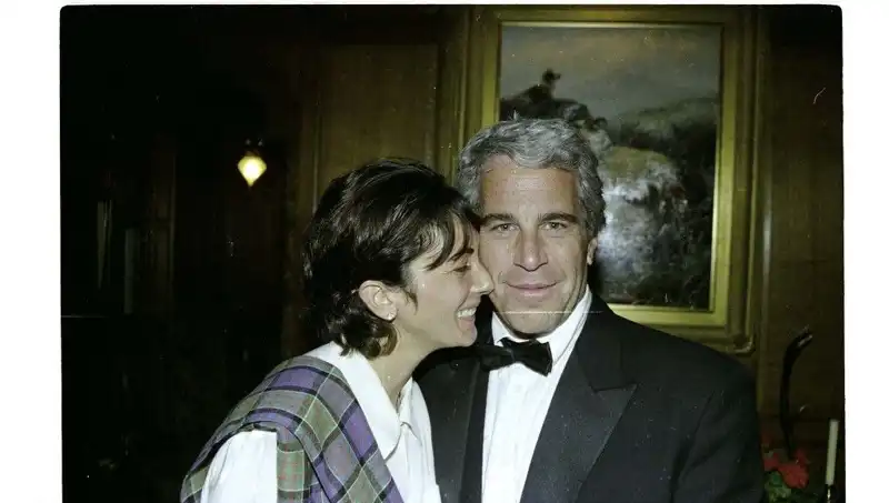 Ghislaine Maxwell, Epstein Skandalında 100 İsimle Şok Etmeye Devam Ediyor
