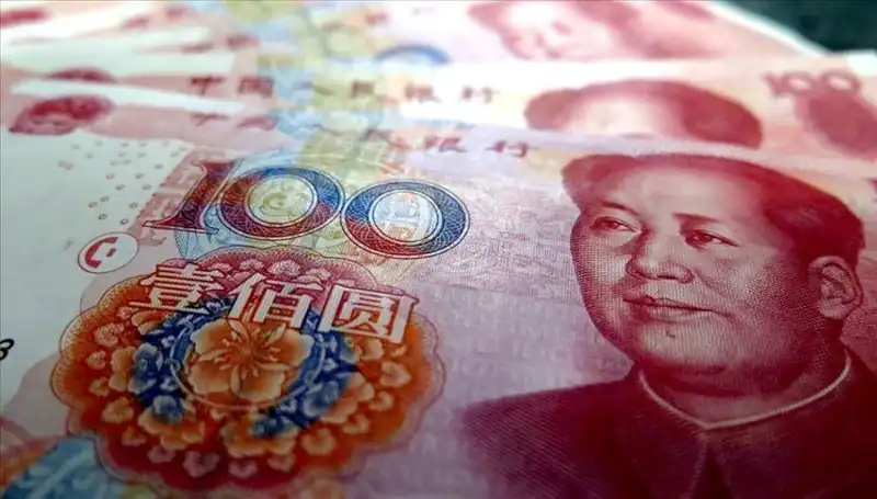Yuan'ın Değeri Düşerken Euro ve Dolar Yükseliyor: Piyasalarda Ne Oluyor?
