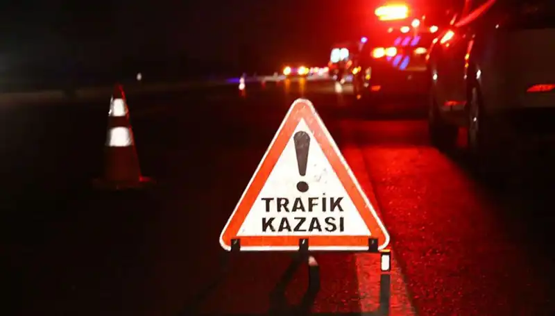 Şanlıurfa'da Zincirleme Kaza: 7 Kişi Yaralandı, Olay Yerinde Korku Dolu Anlar