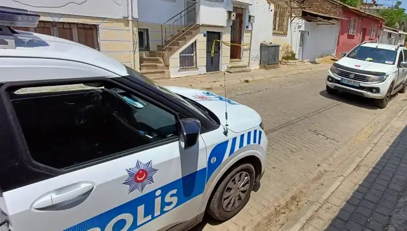 Evden Geldiği İddia Edilen Kötü Koku, Ölü Vücudu Ele Verdi!