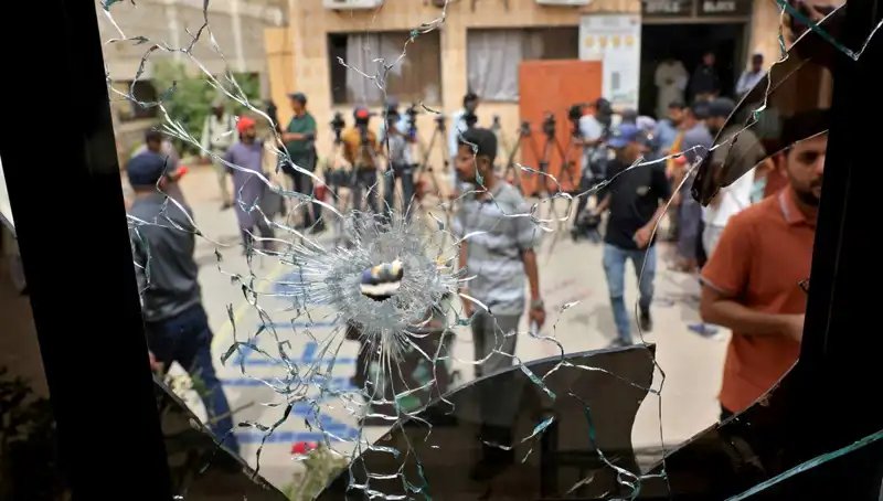 Pakistan'da Deprem Paniği: 200'den Fazla Tutuklu Kaçtı, Ülke Karıştı