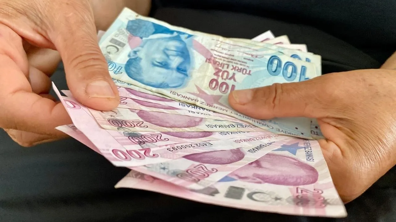 2025 Asgari Ücretinde Çalışanlar ve İşveren Ne Kadar Zam Bekliyor?