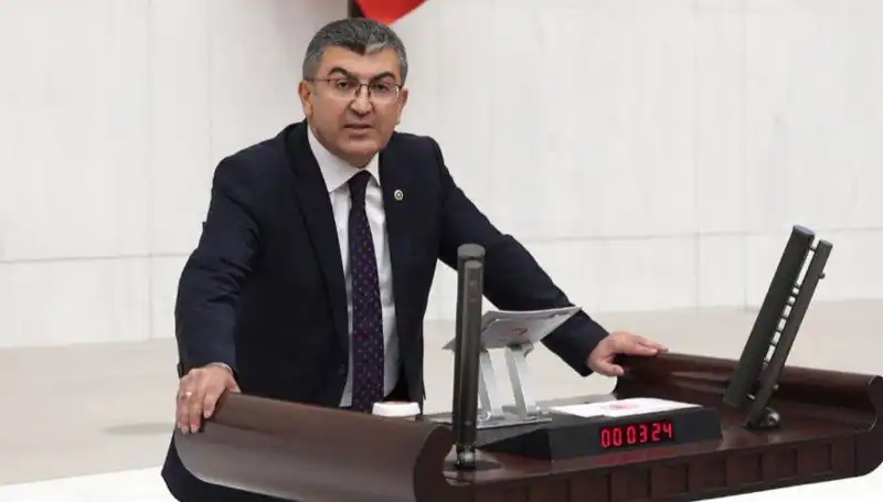 Hasan Ekici Gelecek Partisi'nden Neden İstifa Etti? Ayrıntılar İçin Tıklayın!
