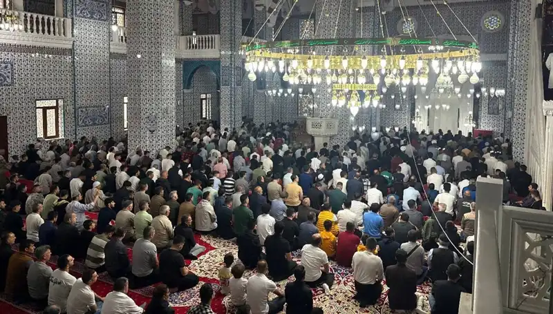 Iğdır’da İlk Bayram Namazı Coşkuyla Kılındı: Farklı Gelenekler Bir Arada