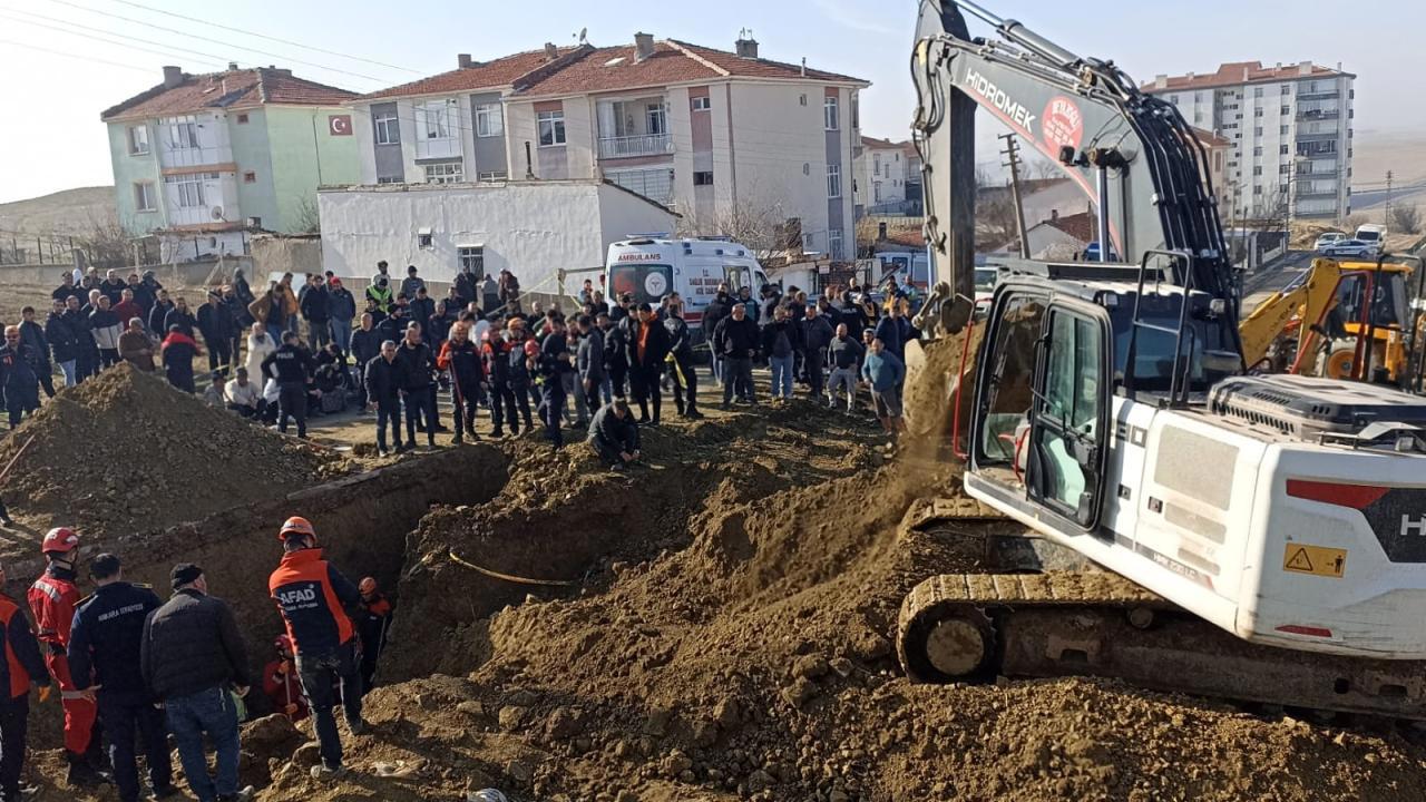 Ankara'da İnşaatta Göçük: 1 Kişi Öldü, 1 İşçi Aranıyor