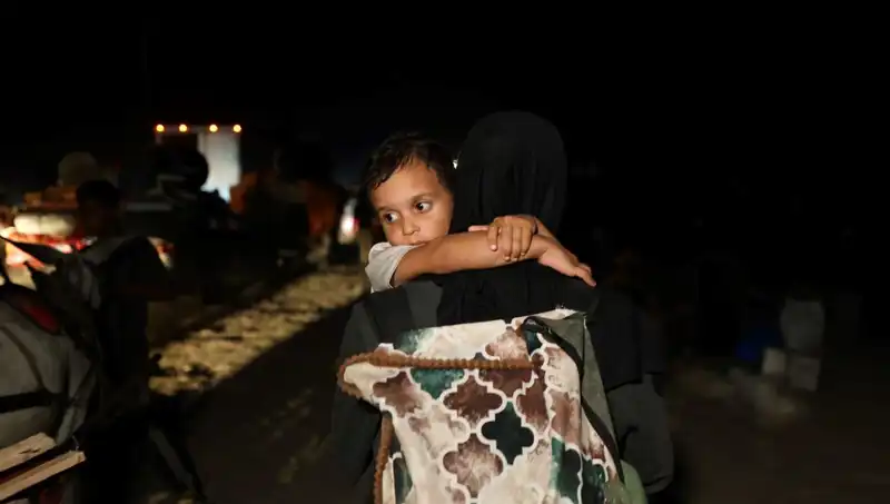 İsrail'in "Güvenli Gölgeleri" Operasyonu: 13 Filistinli Hayatını Kaybetti