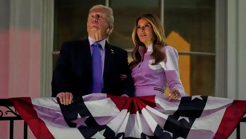 Trump ve Putin: Melania'nın Dikkat Çeken Rolü Ortaya Çıktı